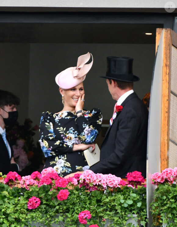 Zara Phillips (Tindall) assiste aux courses hippiques "Royal Ascot", le 17 juin 2021, lors du "Ladies Day".