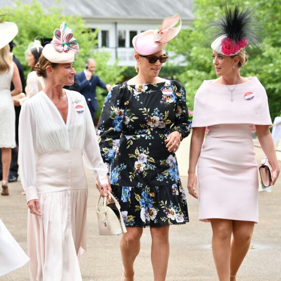 Zara Phillips (Tindall) assiste aux courses hippiques "Royal Ascot", le 17 juin 2021, lors du "Ladies Day".