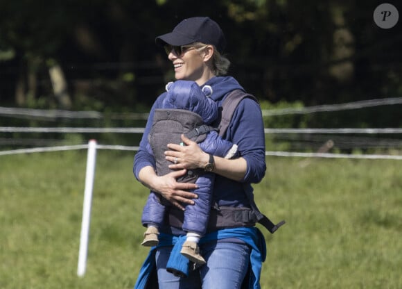 Zara Tindall et son bébé Lucas assistent au "Houghton Hall Horse Trials" à Kings Lynn. Le 29 mai 2021