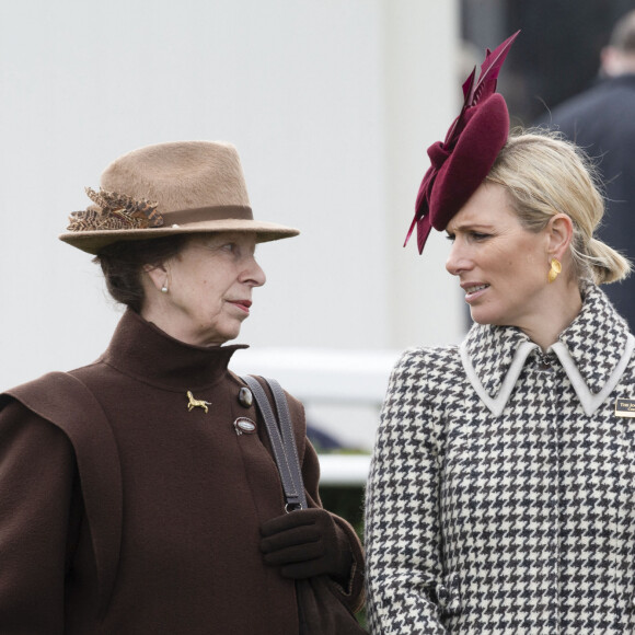 La princesse Anne d'Angleterre, Zara Tindall - La famille royale lors des courses de chevaux du festival de Cheltenham le 11 mars 2020.