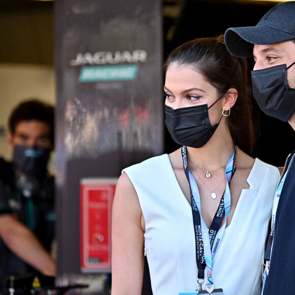 Iris Mittenaere et son compagnon Diego El Glaoui - People lors de la 4ème édition du E-Prix De Monaco 2021 le 8 mai 2021 © Bruno Bebert / Bestimage 