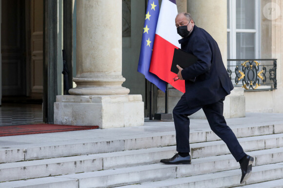 Eric Dupond-Morett à la sortie du conseil des ministres du 31 mars 2021, au palais de l'Elysée à Paris. © Stéphane Lemouton/Bestimage