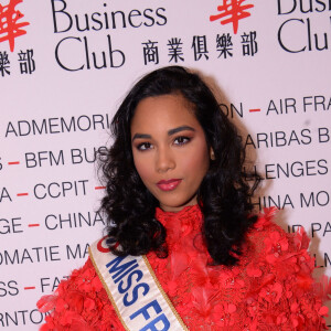 Clémence Botino (Miss France 2020) lors du déjeuner d'affaires "Edition Spéciale Femmes" de la 5ème édition du Chinese Business Club à Paris, France, le 9 mars 2020. 