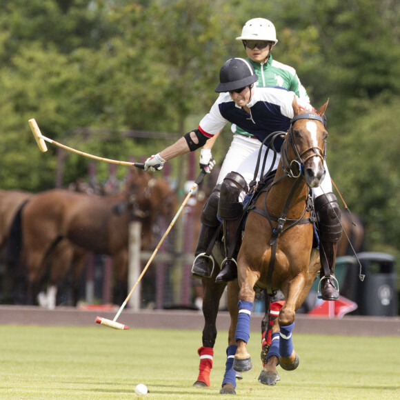 Le prince William, duc de Cambridge, participe à la Out-Sourcing Inc. Royal Charity Polo Cup 2021, au Guards Polo Club à Windsor, Royaume Uni, le 9 juillet 2021.