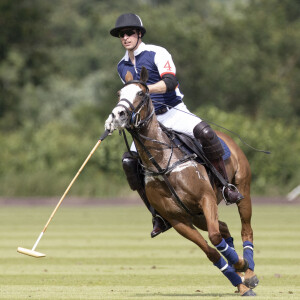 Le prince William, duc de Cambridge, participe à la Out-Sourcing Inc. Royal Charity Polo Cup 2021, au Guards Polo Club à Windsor, Royaume Uni, le 9 juillet 2021.