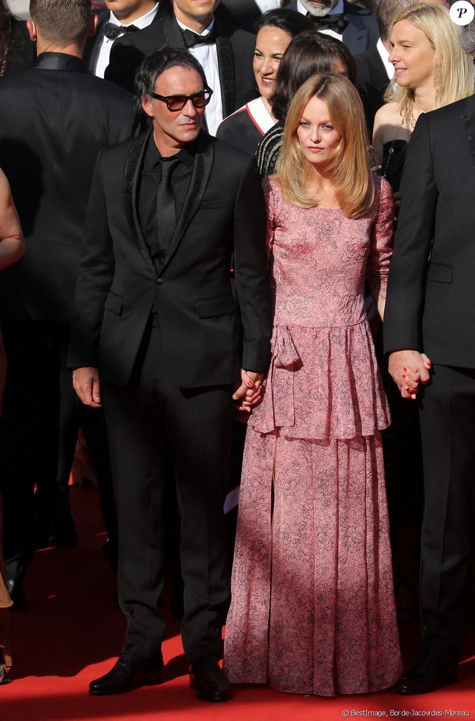 Vanessa Paradis, Samuel Benchetrit (réalisateur) - Montée des marches du film " De son vivant " lors du 74ème Festival International du Film de Cannes. Le 10 juillet 2021 © Borde-Jacovides-Moreau / Bestimage
