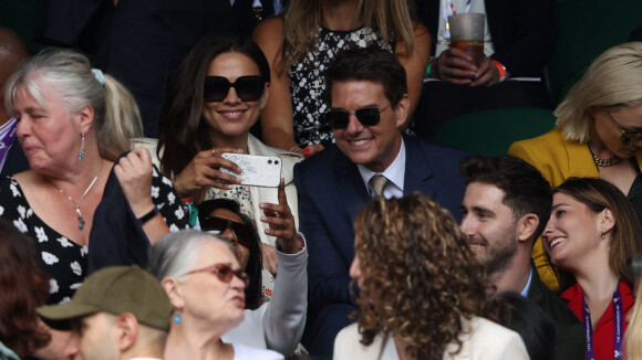 Tom Cruise flirte à Wimbledon : il irradie au côté de Hayley Atwell, sa compagne présumée