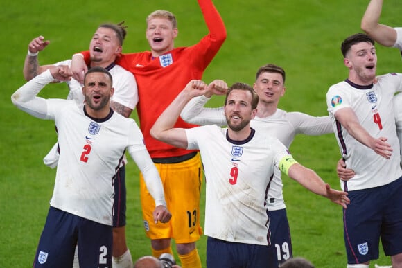 Kyle Walker, Harry Kane, Mason Mount et Declan Rice lors de la demi-finale de l'Euro 2020 opposant l'Angleterre au Danemark, au stade de Wembley à Londres, le 7 juillet 2021.