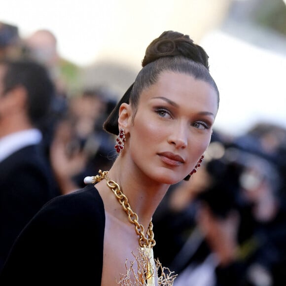 Bella Hadid - Montée des marches du film " Three Floors / Tre Piani" lors du 74ème Festival International du Film de Cannes. Le 11 juillet 2021 © Borde-Jacovides-Moreau / Bestimage 