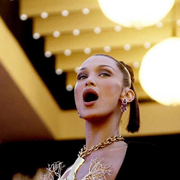 Bella Hadid - Montée des marches du film " Three Floors / Tre Piani" lors du 74ème Festival International du Film de Cannes. Le 11 juillet 2021 © Borde-Jacovides-Moreau / Bestimage 