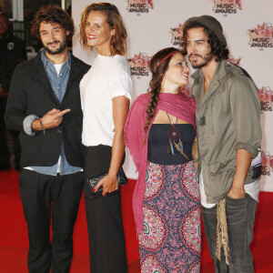 Jérémy Frérot et Flo Delavega avec leurs compagnes, Laure Manaudou et Natalia Doco - 17e cérémonie des NRJ Music Awards au Palais des Festivals à Cannes, le 7 novembre 2015. © Christophe Aubert via Bestimage