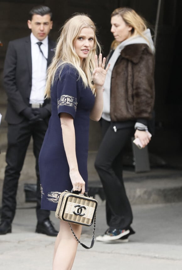 Lara Stone - Arrivées au défilé de mode Prêt-à-Porter automne-hiver 2019/2020 "Chanel" à Paris. Le 5 mars 2019 © CVS-Veeren / Bestimage
