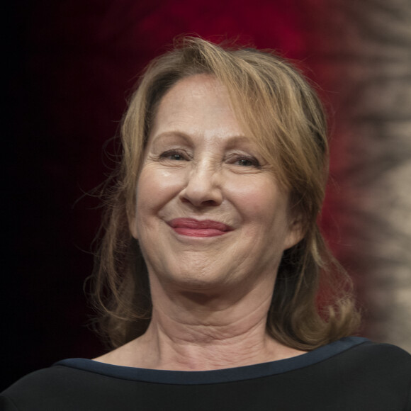 Nathalie Baye - Cérémonie de remise de prix du festival Lumière 2019 à Lyon le 18 octobre 2019. © Sandrine Thesillat / Panoramic / Bestimage 