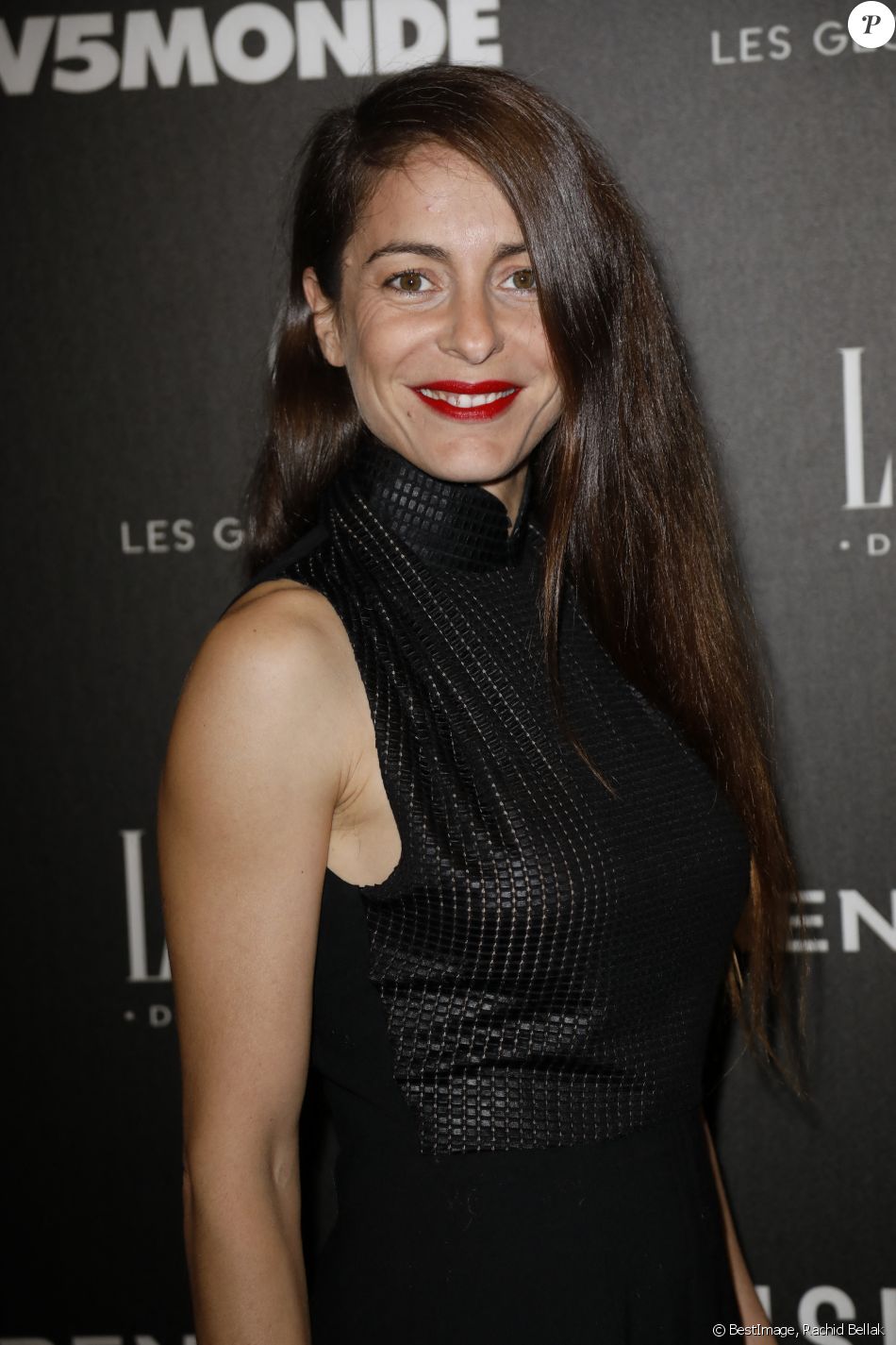 Audrey Dana - Photocall - 12ème cérémonie des Globes de Cristal au Lido à Paris, le 12 février 2018. © Rachid Bellak / Pool / Bestimage