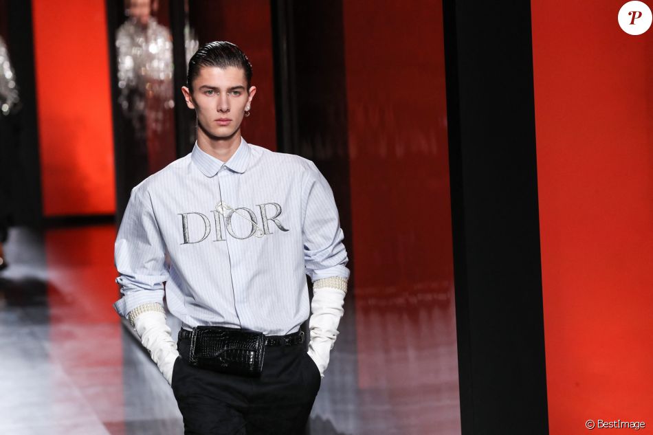 Nikolai de Danemark lors du défilé de mode Homme automne-hiver 2020/2021 "Dior Homme" à Paris. Le 17 janvier 2020