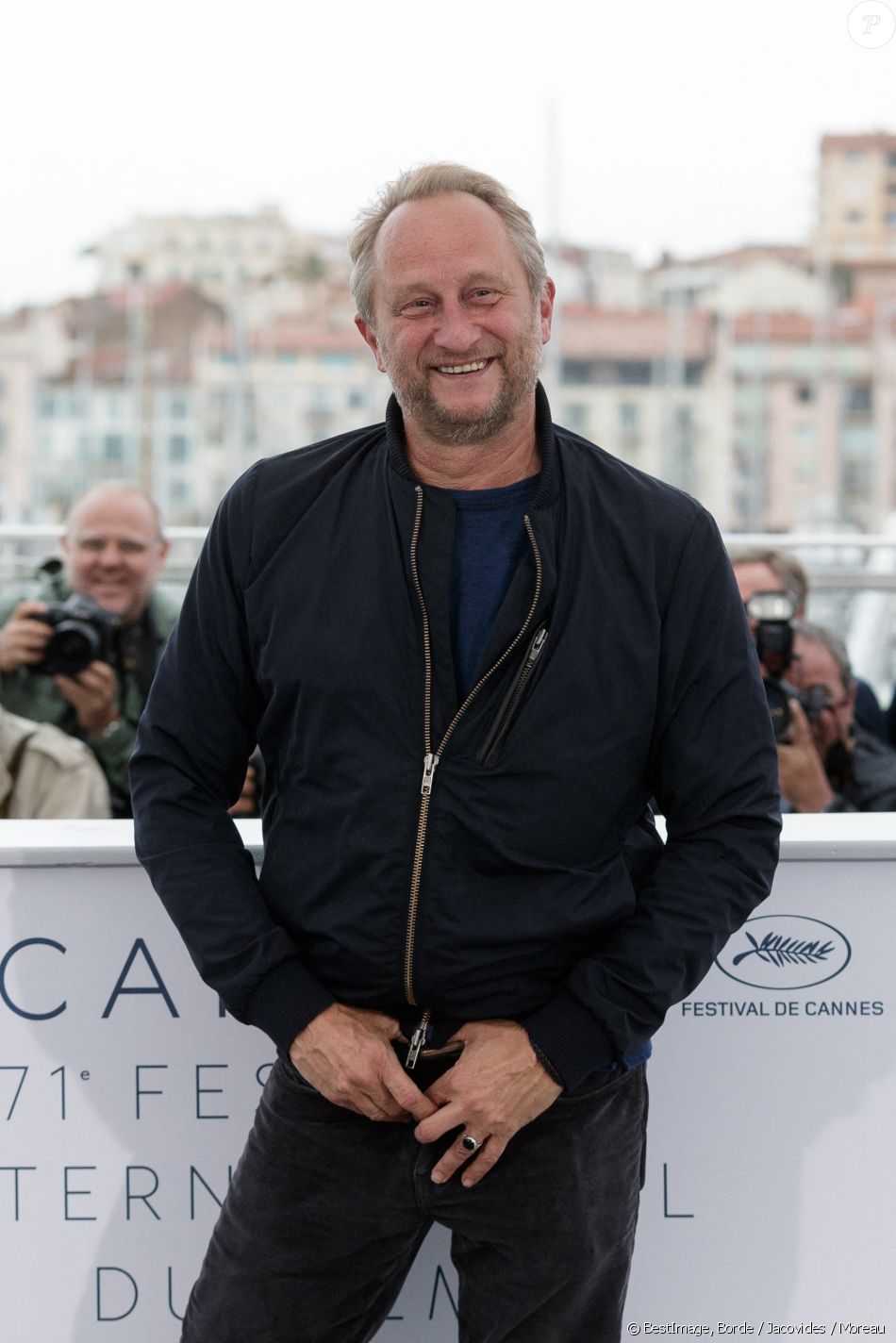 Benoît Poelvoorde lors du photocall du film "Le grand bain" au 71ème Festival International du Film de Cannes, le 13 mai 2018. © Borde / Jacovides / Moreau / Bestimage