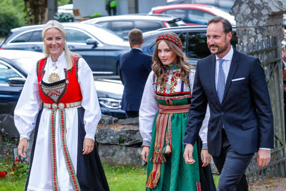 Le prince Haakon de Norvège, La princesse Mette-Marit de Norvège, La princesse Ingrid Alexandra de Norvège - Confirmation du prince Sverre Magnus dans l'Asker Kirke (église) à Asker près d'Oslo, en Norvège, le 5 septembre 2020.