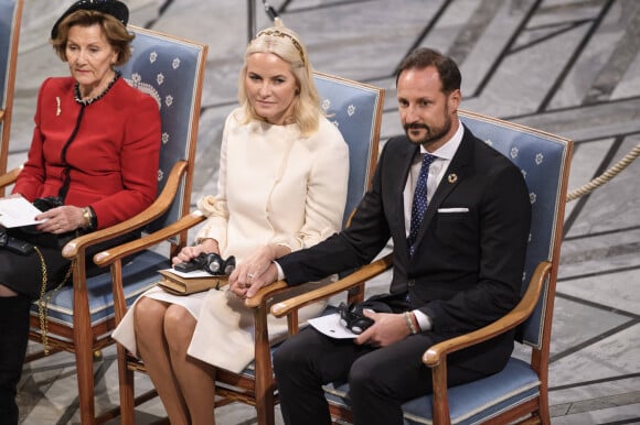 La princesse Mette-Marit, le Prince Haakon, la reine Sonja - Cérémonie de remise du prix Nobel à Oslo en Norvège le 10 2019.