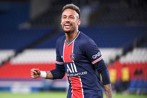 Neymar durant le match de football en ligue 1. le Paris Saint Germain (PSG) bat Reims 4 à 0 au parc des Princes à Paris le 16 mai 2021. © Anthony Bibard/FEP/Panoramic / Bestimage 