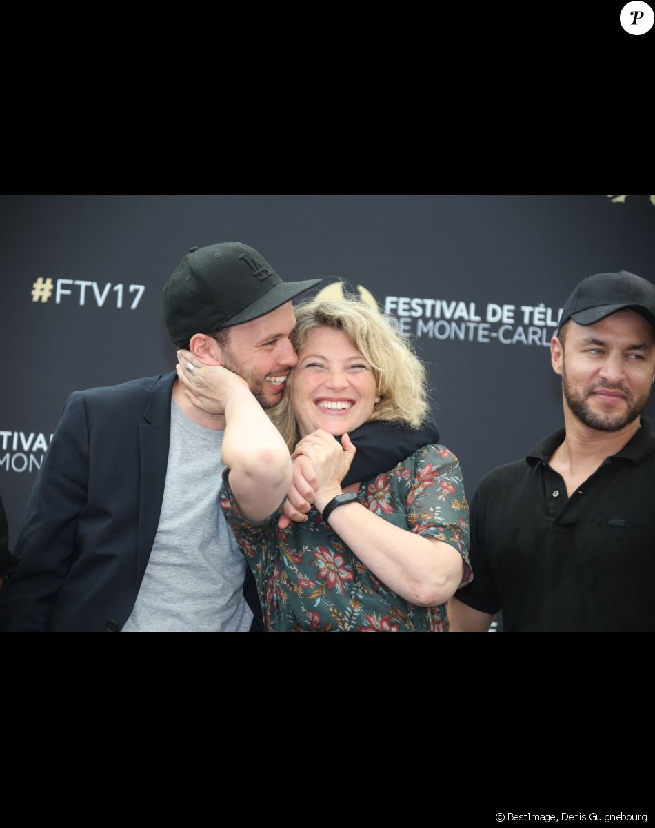 Ali Marhyar, Cécile Bois et Raphaël Lenglet - Photocall de "Candice Renoir" lors du 57e Festival de la télévision de Monté-Carlo. Le 17 juin 2017. © Denis Guignebourg / Bestimage