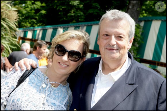 Guy Carlier et sa femme Joséphine Dard - Tournoi de Roland-Garros, le 3 juin 2009.