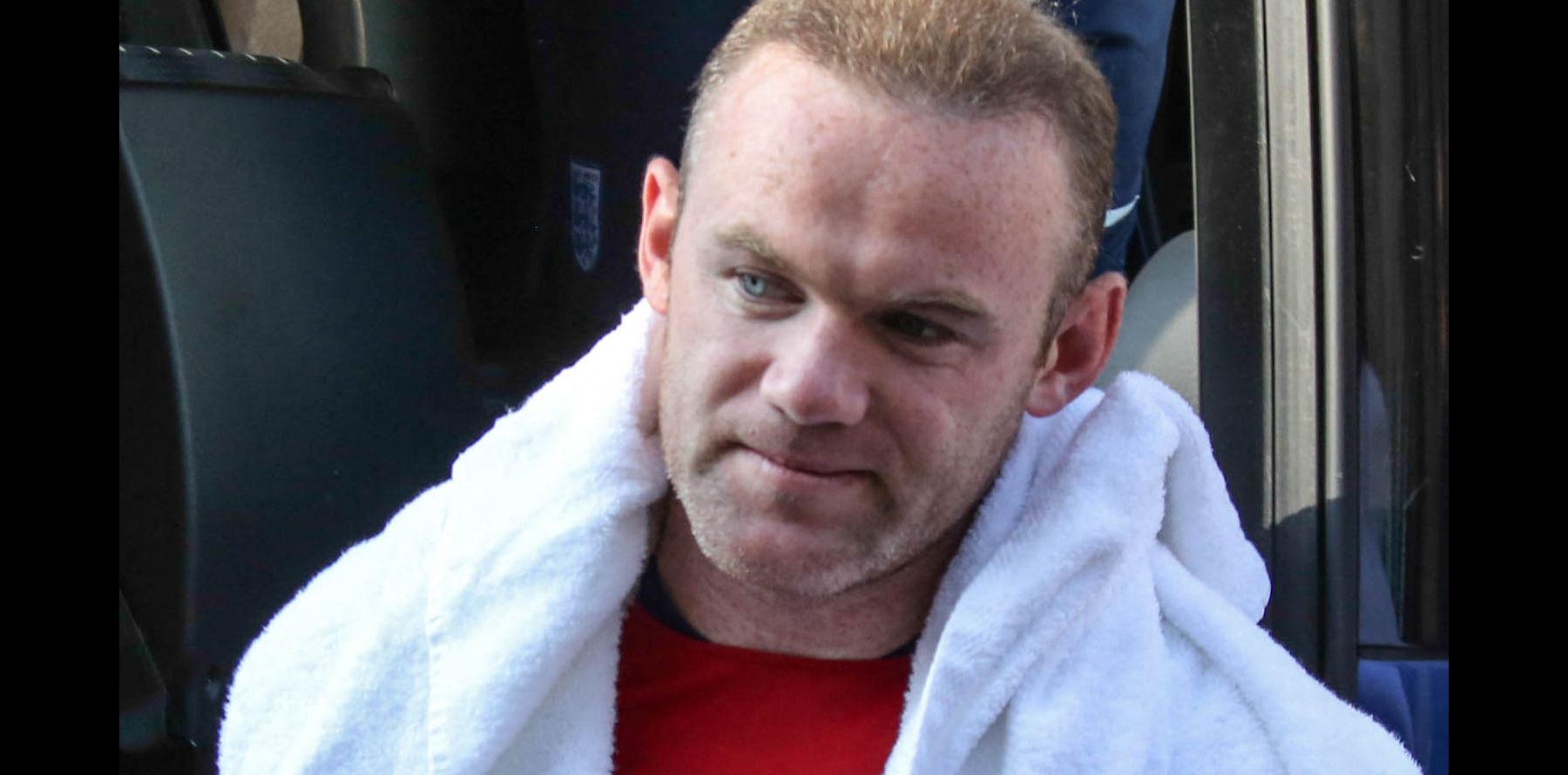 Wayne Rooney en plein scandale mêlant trois femmes : il ...