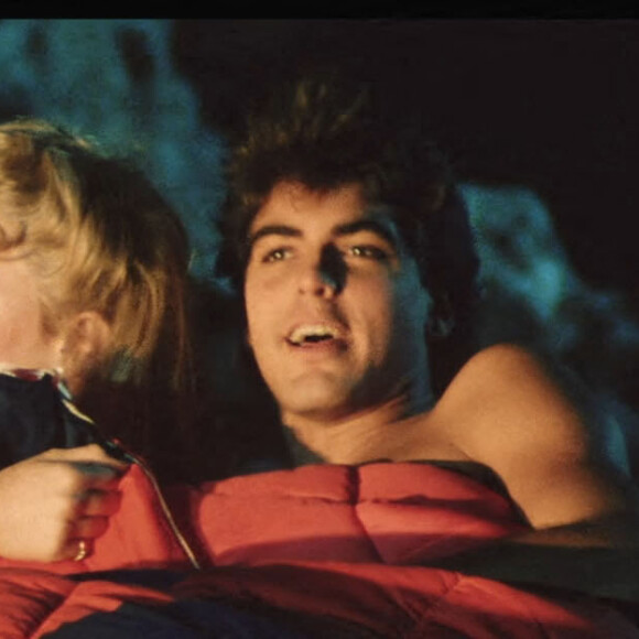 George Clooney, Laura Dern et Charlie Sheen dans le film "Grizzly 2" tourné en 1983.