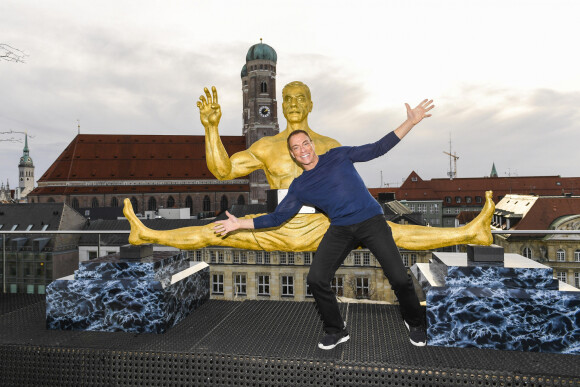 Jean-Claude Van Damme pour la série "Jean-Claude Van Johnson" à Munich, le 14 décembre 2017.