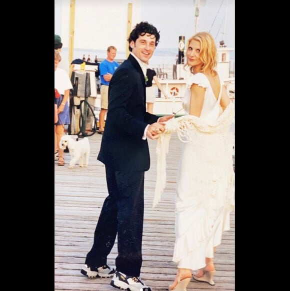 Patrick Dempsey et son épouse Jillian le jour de leur mariage. Souvenir partagé sur Instagram le 1er août 2021.