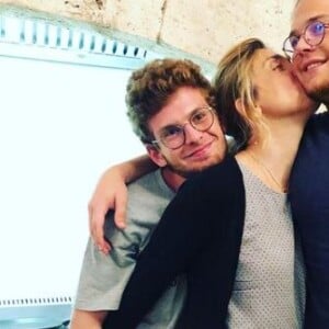 Julie Gayet pose avec ses fils sur Instagram