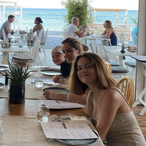 Norbert Tarayre en vacances avec ses filles et son fils en Crète - Instagram