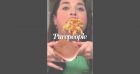 Une star de TikTok bat le record de la bouche la plus large du monde