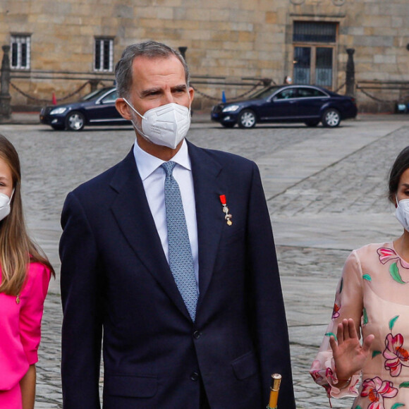 L'infante Sofia d'Espagne, La princesse Leonor et La reine Letizia d'Espagne - La famille royale d'Espagne célèbre la fête nationale de la Galice, le jour de la Saint-Jacques, à la cathédrale de Santiago à Saint-Jacques-de-Compostelle, le 25 juillet 2021.