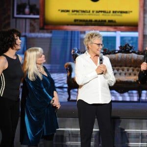 Exclusif - Isabelle Nanty, Muriel Robin, Isabelle Mergault, Pierre Palmade et Nikos Aliagas - Surprises - Enregistrement de l'émission "La Chanson secrète 5", qui sera diffusée le 11 janvier 2020 sur TF1, à Paris. Le 17 décembre 2019 © Gaffiot-Perusseau / Bestimage