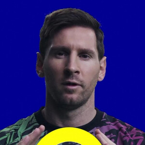 Lionel Messi et Neymar Jr présentent le nouveau jeu de simulation en ligne "eFootball" disponible gratuitement à l'automne 2021 et qui remplace la version PES. Le 22 juillet 2021. 