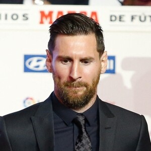 Lionel Messi reçoit le prix Marca 2018 à Barcelone le 12 novembre 2018. 