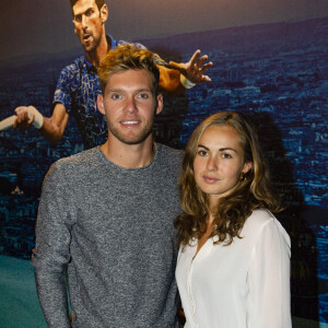 Kevin Mayer et sa compagne Delphine Jariel - Finale du tournoi de tennis "Rolex Paris Masters" entre Novak Djokovic et Karen Khachanov à l'AccorHotels Arena à Paris, le dimanche 4 novembre 2018. © Veeren-Perusseau/Bestimage