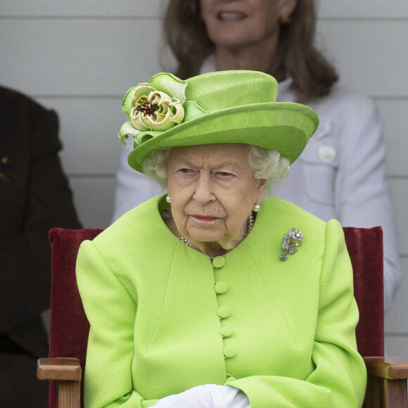 La reine Elisabeth II d'Angleterre assiste à la Cup Final du Guards Polo Club, de la parade et de la présentation du British Driving Society à Windsor, le 11 juillet 2021