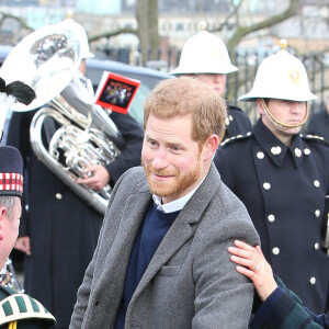 Le prince Harry et Meghan Markle en visite dans la ville de Edimbourg en Ecosse le 13 février 2018.