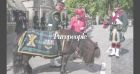 Elizabeth II - Premier été à Balmoral sans Philip : elle garde le sourire, grâce à un drôle de poney !