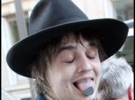 Regardez le rockeur Pete Doherty, en meilleure santé, nous dévoiler ses talents... de comédien !