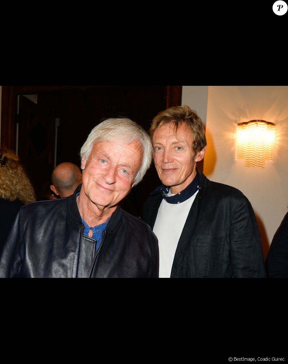 Dave et son compagnon Patrick Loiseau - Inauguration du théâtre de la Tour Eiffel à Paris le 16 octobre 2017. © Coadic Guirec/Bestimage