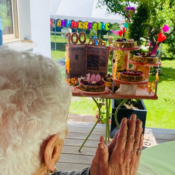 Jean-Luc Reichmann dans le Jura pour célébrer les 100 ans de sa grand-mère Georgette.