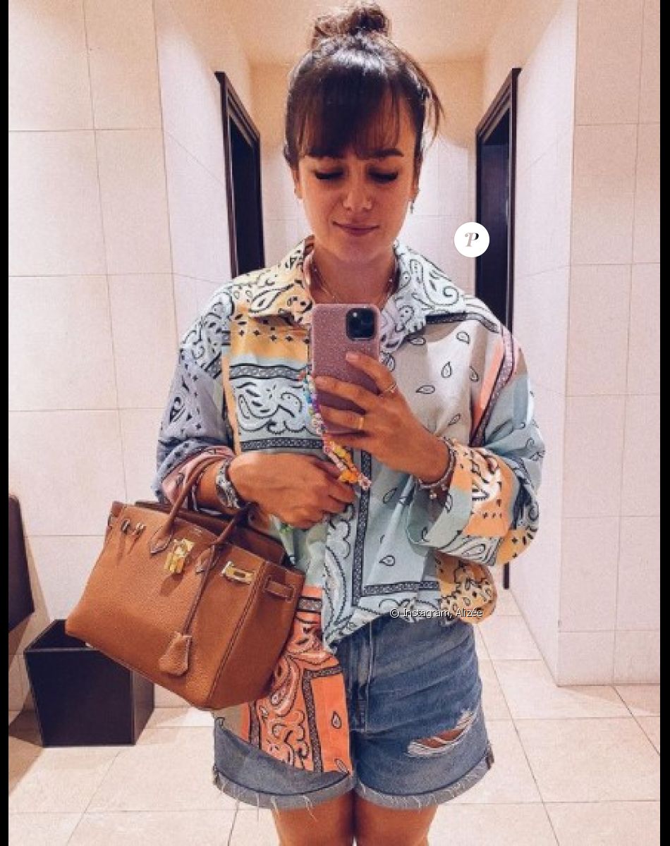Alizée sur Instagram. Le 19 juillet 2021.