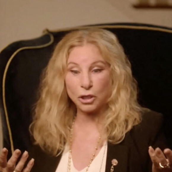Barbra Streisand évoque ses souvenirs dans l'émission "The Tonight Show" avec Jimmy Fallon. New York. Le 11 août 2021.