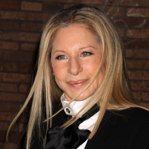 Barbra Streisand - Soiree "23rd Annual Women of the Year" organisee par le magazine Glamour a New York, le 11 novembre 2013.