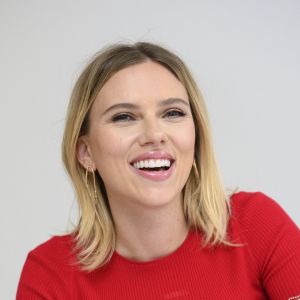Info - Scarlett Johansson est enceinte - Scarlett Johansson à la conférence de presse de "Jojo Rabbit" à l'hôtel Four Seasons de Beverly Hills. Los Angeles, le 13 octobre 2019. 