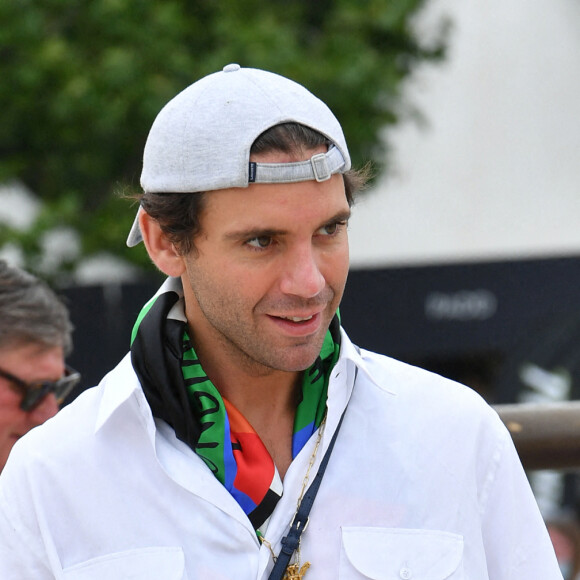 Mika - Les personnalités assistent au Longines Paris Eiffel Jumping au Champ de Mars, le 26 juin 2021. © Veeren / Bestimage 