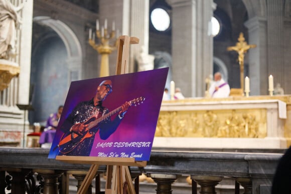Messe en hommage à Jacob Desvarieux (membre fondateur du groupe Kassav') en l'église Saint-Sulpice à Paris, France, le 14 août 2021. © Christophe Clovis / Bestimage 