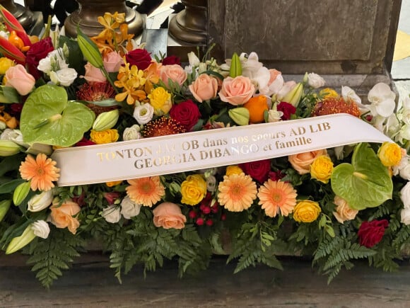 La famille de feu Manu Dibango a tenu à honorer la mémoire de J. Desvarieux) - Messe en hommage à Jacob Desvarieux (membre fondateur du groupe Kassav') en l'église Saint-Sulpice à Paris, France, le 14 août 2021. © Christophe Clovis / Bestimage 